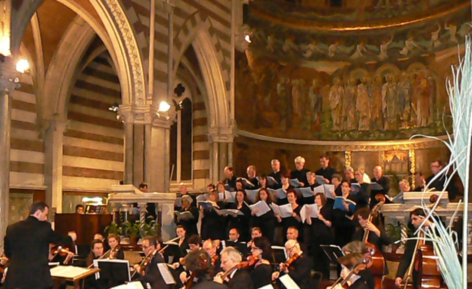 The choir singing in 2009